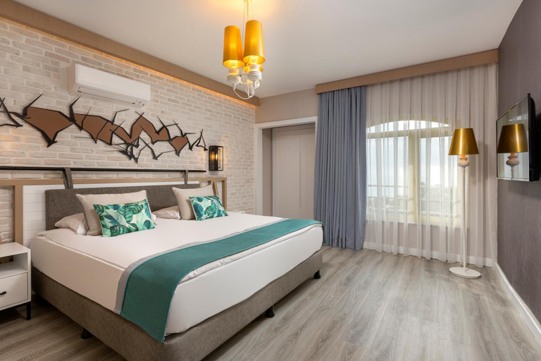Bedroom 14