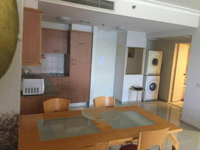 Others 5, Apartment on the Beach