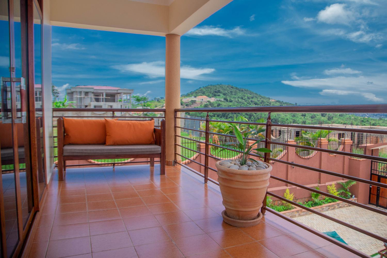 Others 2, Savannah Suites, Jinja