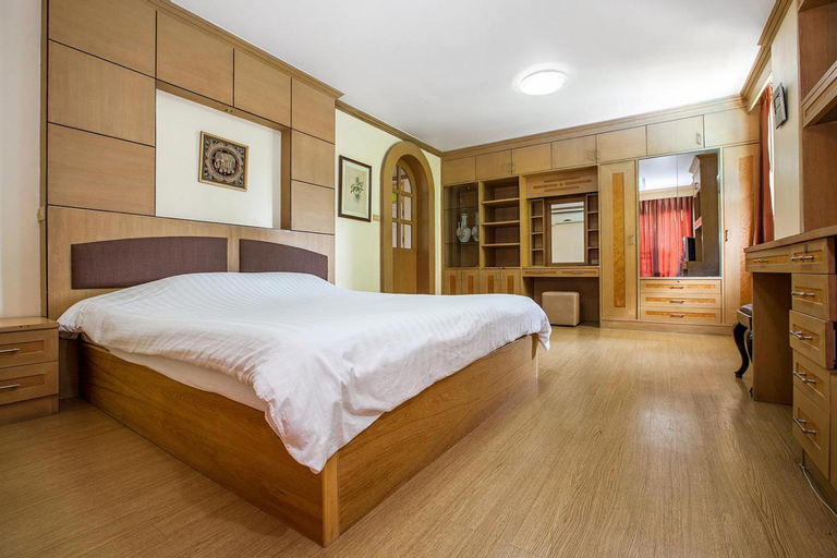 Bedroom 9