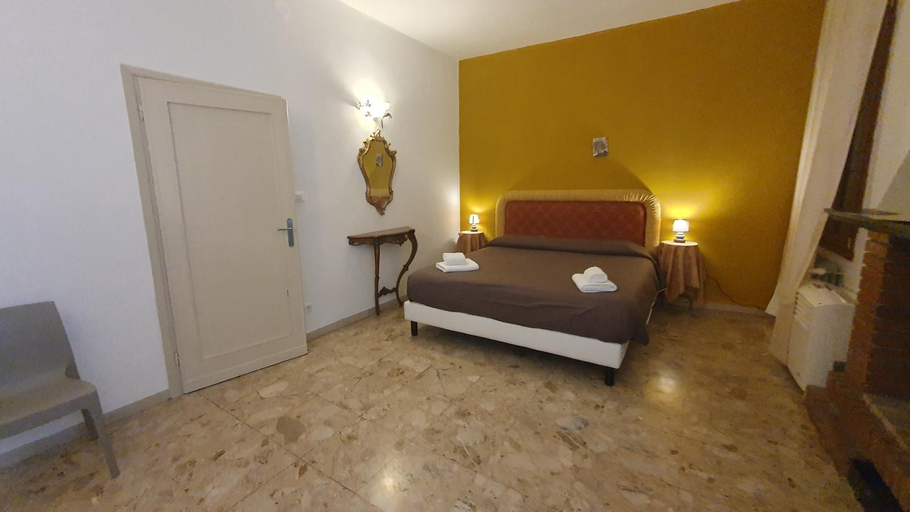 Others 2, Casa del Pozzo, Venezia