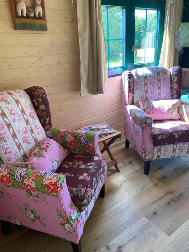 Others 5, B&B Babbita Pia(groen), Limburg