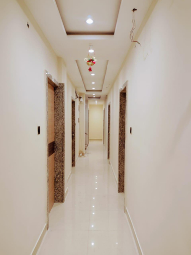 Public Area 1, HOTEL SKYKING, North 24 Parganas