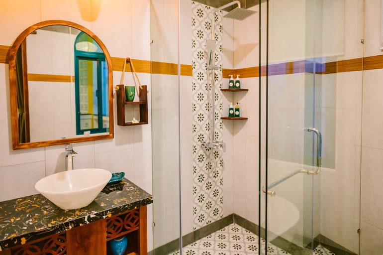 Bathroom 4, De'Colore Villa Hoi An, Da Nang