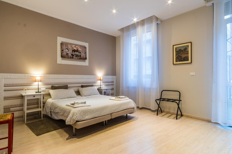 Others 4, B&B DormiRe Bologna, Bologna