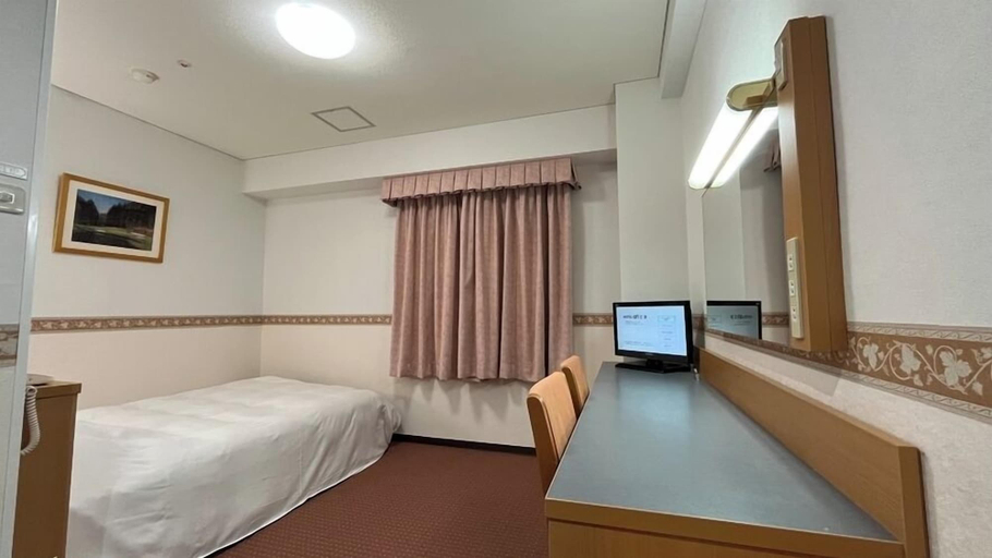 Bedroom 5, Hotel Alpha-One Miyoshi, Miyoshi