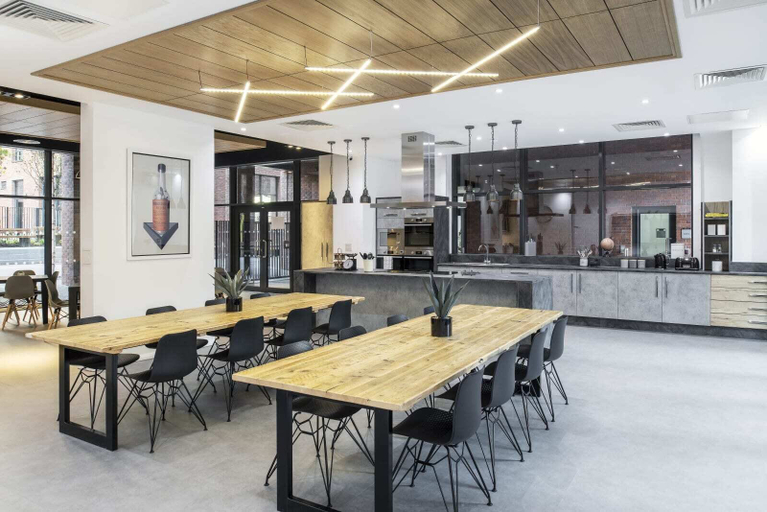 Food & Drinks 4, Modern Apartments in Hollis Croft Sheffield, Sheffield