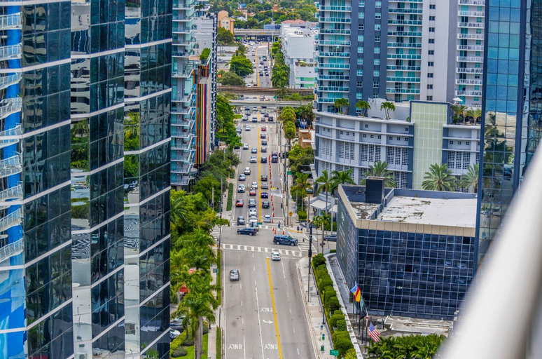 Great 2 Bedrooms in Brickell, Miami-Dade