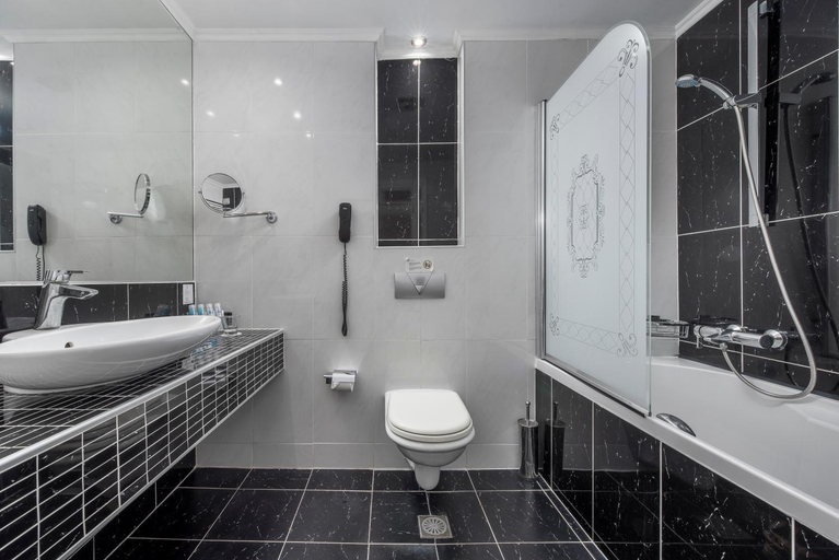 Bathroom 5, Elinotel Apolamare Hotel, Central Macedonia