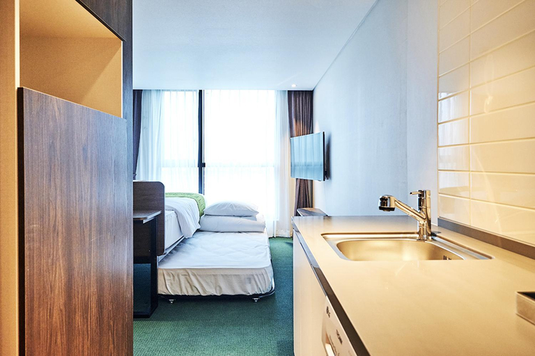Bedroom 2, Jeju Pureun Hotel , Seogwipo