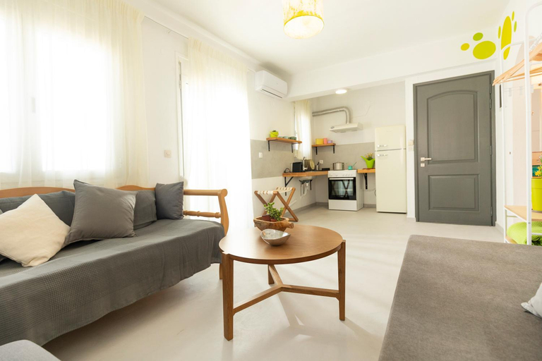 Others 2, KIMIA Guest House, Thessaly