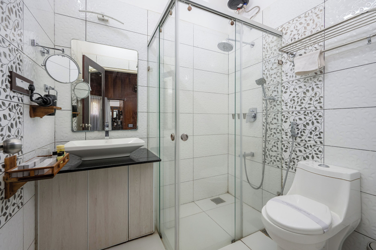 Bathroom 3, Thanima Farm Life, Palakkad