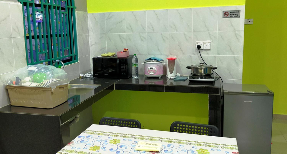 Others 5, anjung ara suites and roomstays, Kuala Terengganu