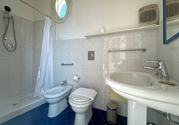 Bathroom, Solemar Sicilia - Casa Eos, Palermo