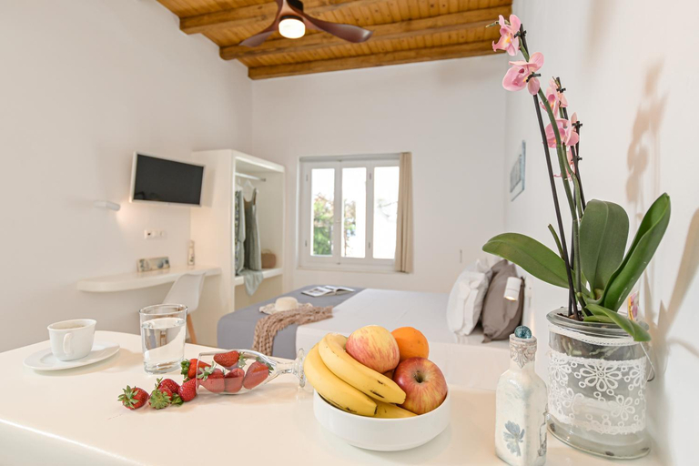 Others 5, Venetian Suites III, South Aegean