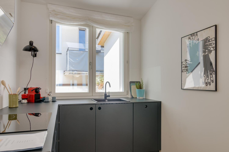 Others 5, Sonnenuhr Bolzano Apartments, Bolzano