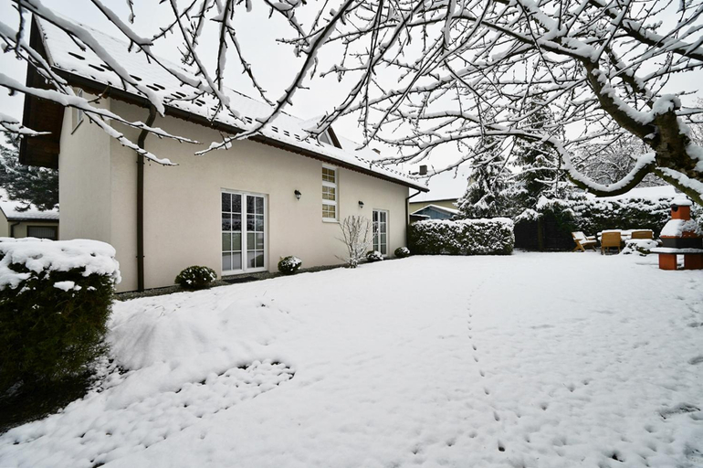 Others 4, Molonowka Guest House, Bielsko