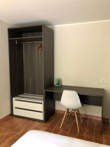 Bedroom 16