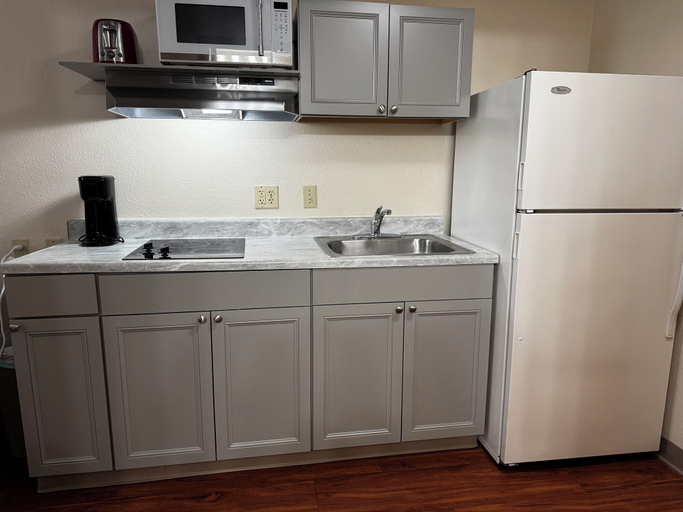 Others 5, BEST STUDIO INN, Miami-Dade