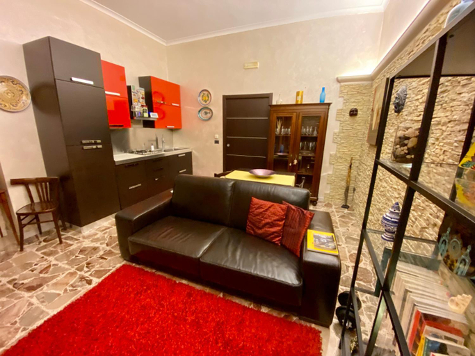 Others 2, Pummarella b&b, Foggia