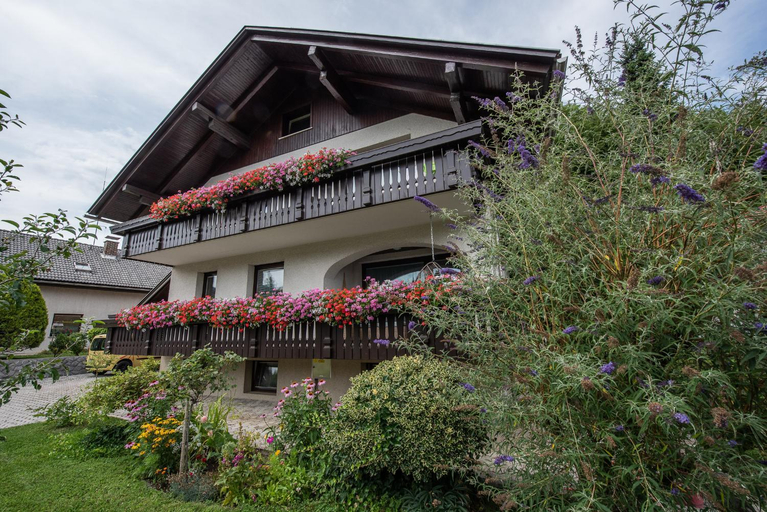Others 5, Apartments Artemida, Bled