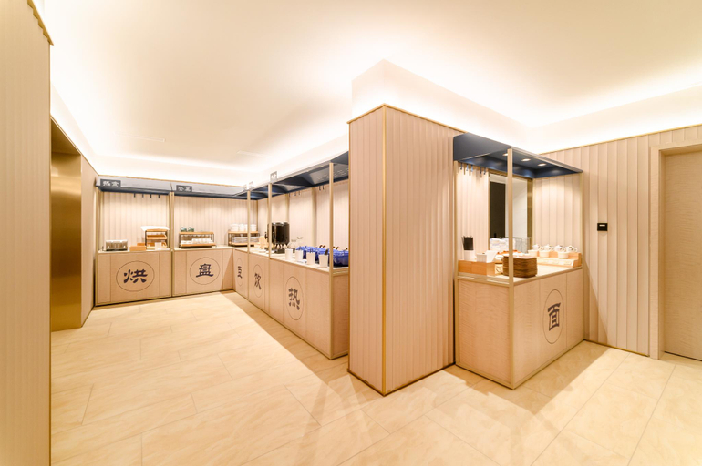 Food & Drinks 5, Hanting Hotel Qinhuangdao Railway Station People's Square, Qinhuangdao