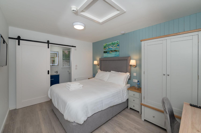 Bedroom 4, Belvedere House Cork Guest House