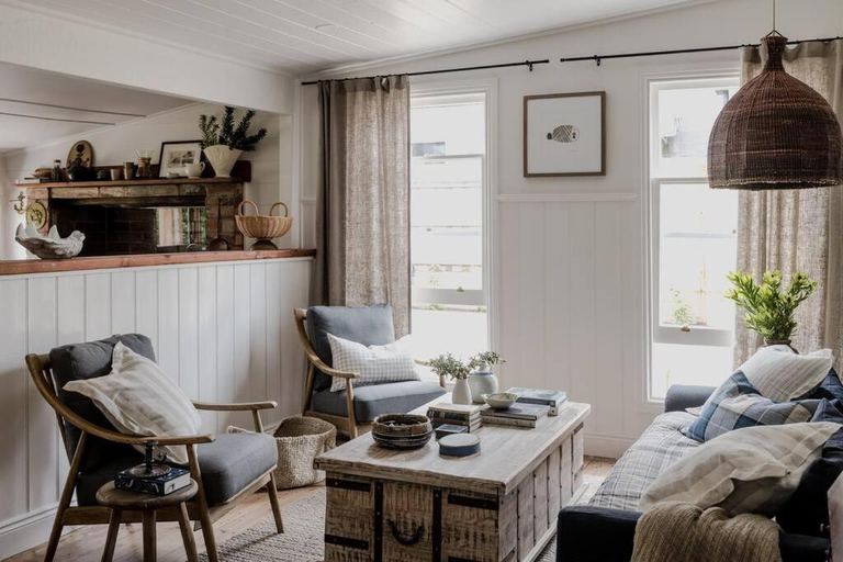 Others 5, Port Cottage on the Great Ocean Road, Corangamite - South