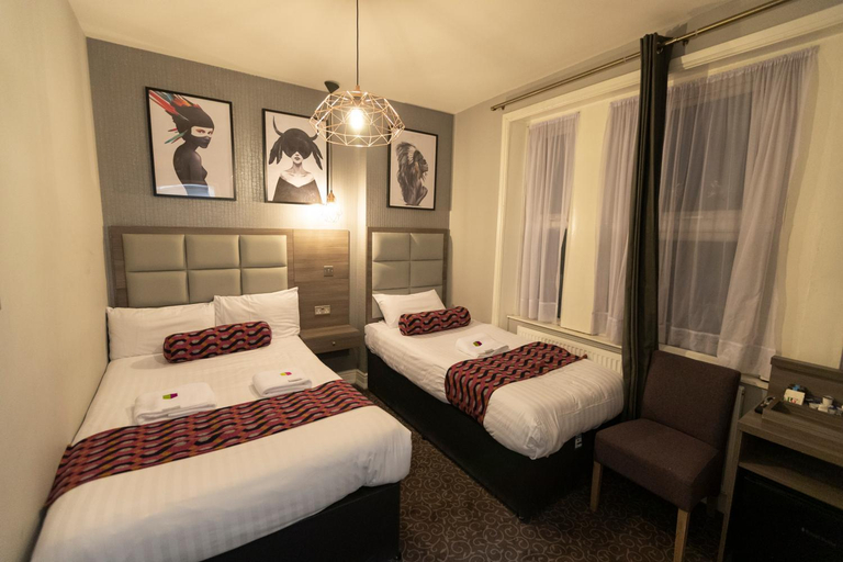 Bedroom 3, COMFOTEL GRN, London