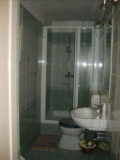 Bathroom, Holiday home Balatonbereny 9, Fonyód
