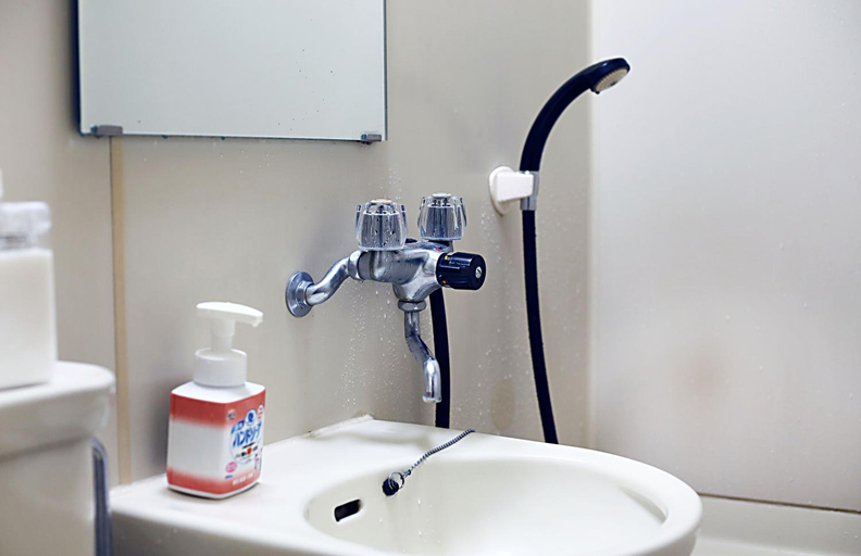 Bathroom 7
