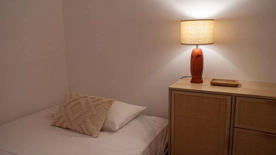 Bedroom 5, Logis Hotel & Restaurant du Parc, Bouches-du-Rhône