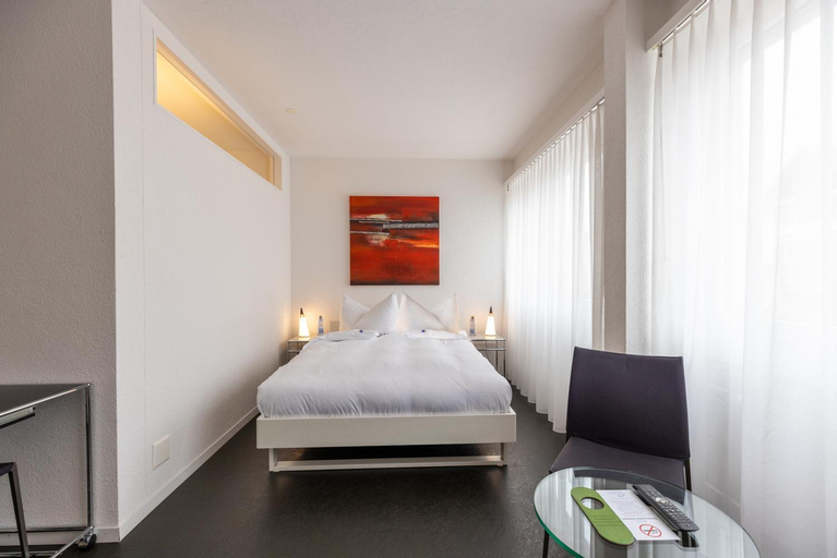 Bedroom 5, Hotel Baren Niederscherli, Bern
