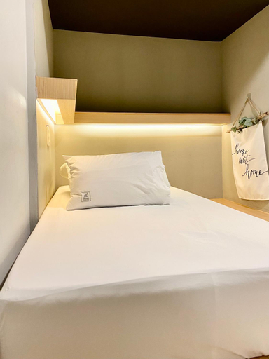 Bedroom 13