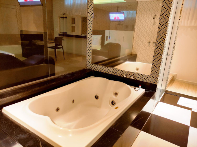 Others 4, Motel Le Monde (Adult Only), Belo Horizonte