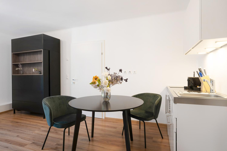 Dining Room 6
