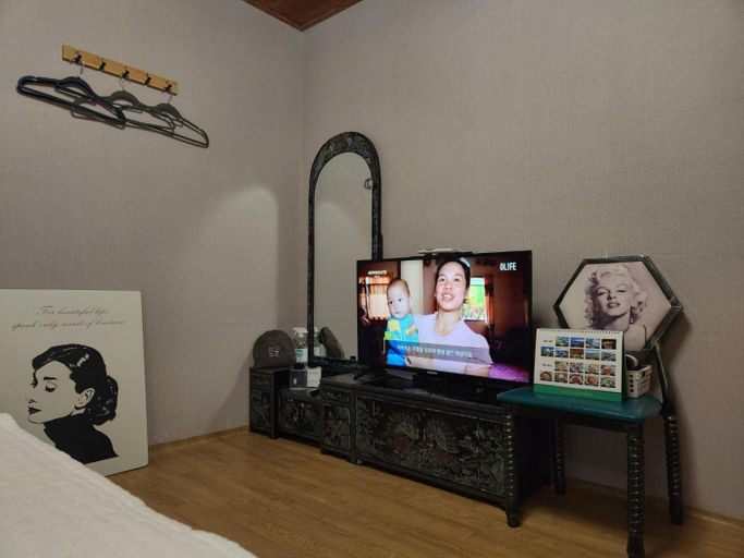 Others 2, Leehakjang guesthouse, Muan