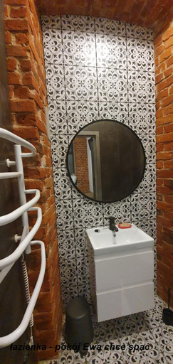 Bathroom 4