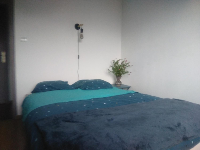 Others 4, Les chambres de Sophie, Aude