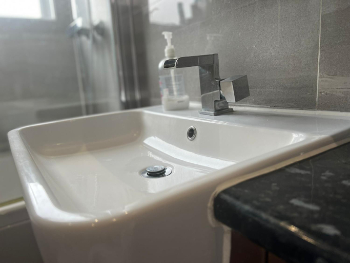 Others 5, Deluxe Homestay near Tottenham Hotspur Stadium, London