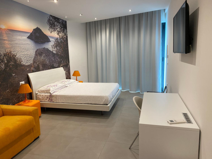 Bedroom 6