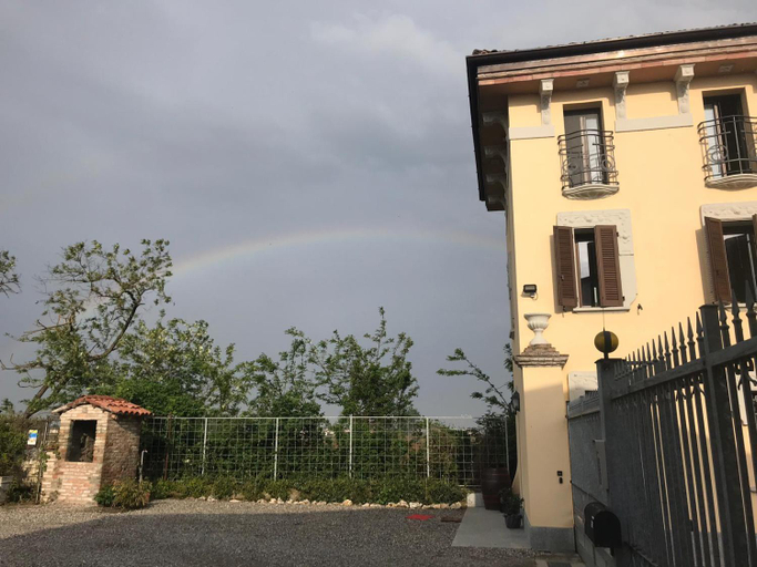 Others 3, B&B Molinetto, Piacenza