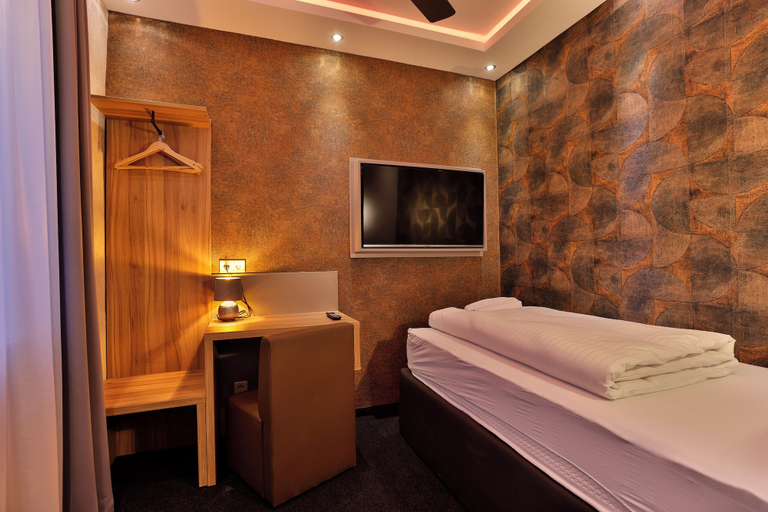 Bedroom 4, Stay-Inn Bielefeld Zentrum, Bielefeld