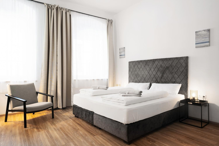 Bedroom 10
