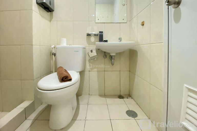 Bedroom 3, Elegant 4BR at Springlake Summarecon By Travelio, Bekasi