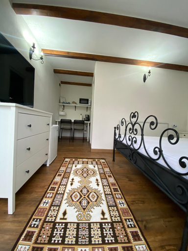 Others 5, Casa Moldovan ( Coltisorul meu de rai), Ocna Sugatag
