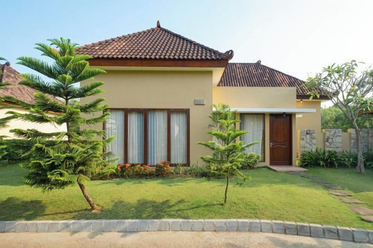 Exterior 8