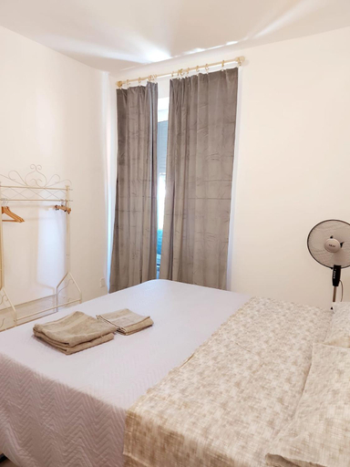 Genova rooms serra E, Genova