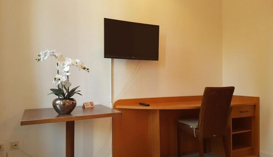 Others 4, Hotel La Charbonnade, Esch-sur-Alzette