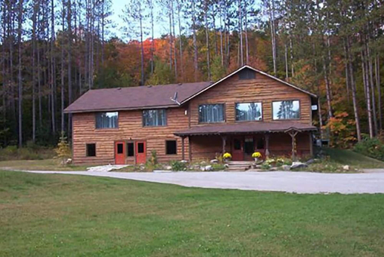Exterior & Views 2, Sandy Lane Resort, Haliburton